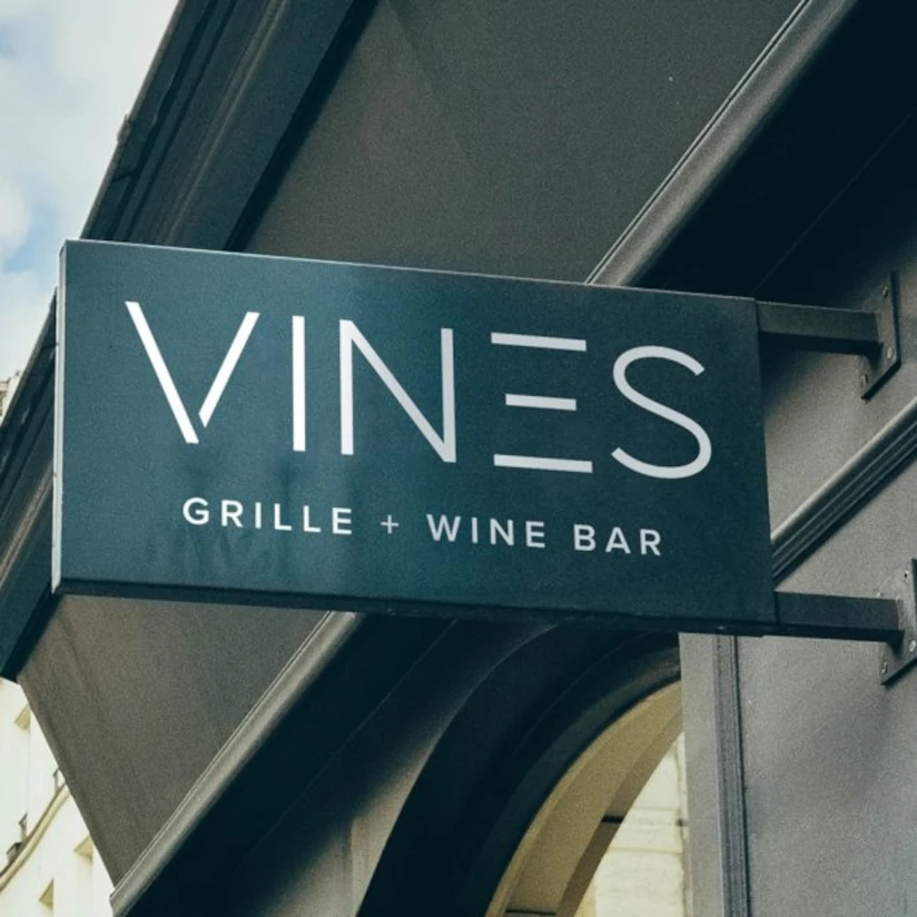VINES Grille